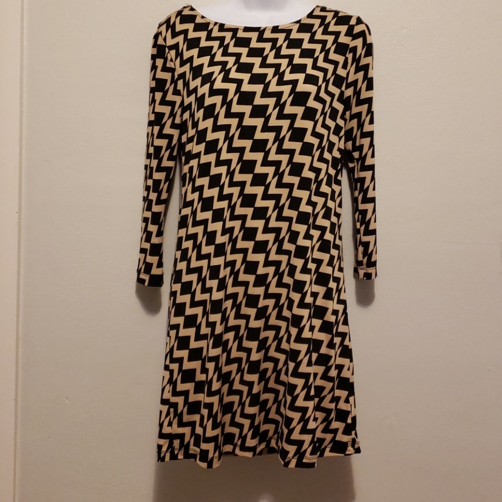 💖Patterned dress!
